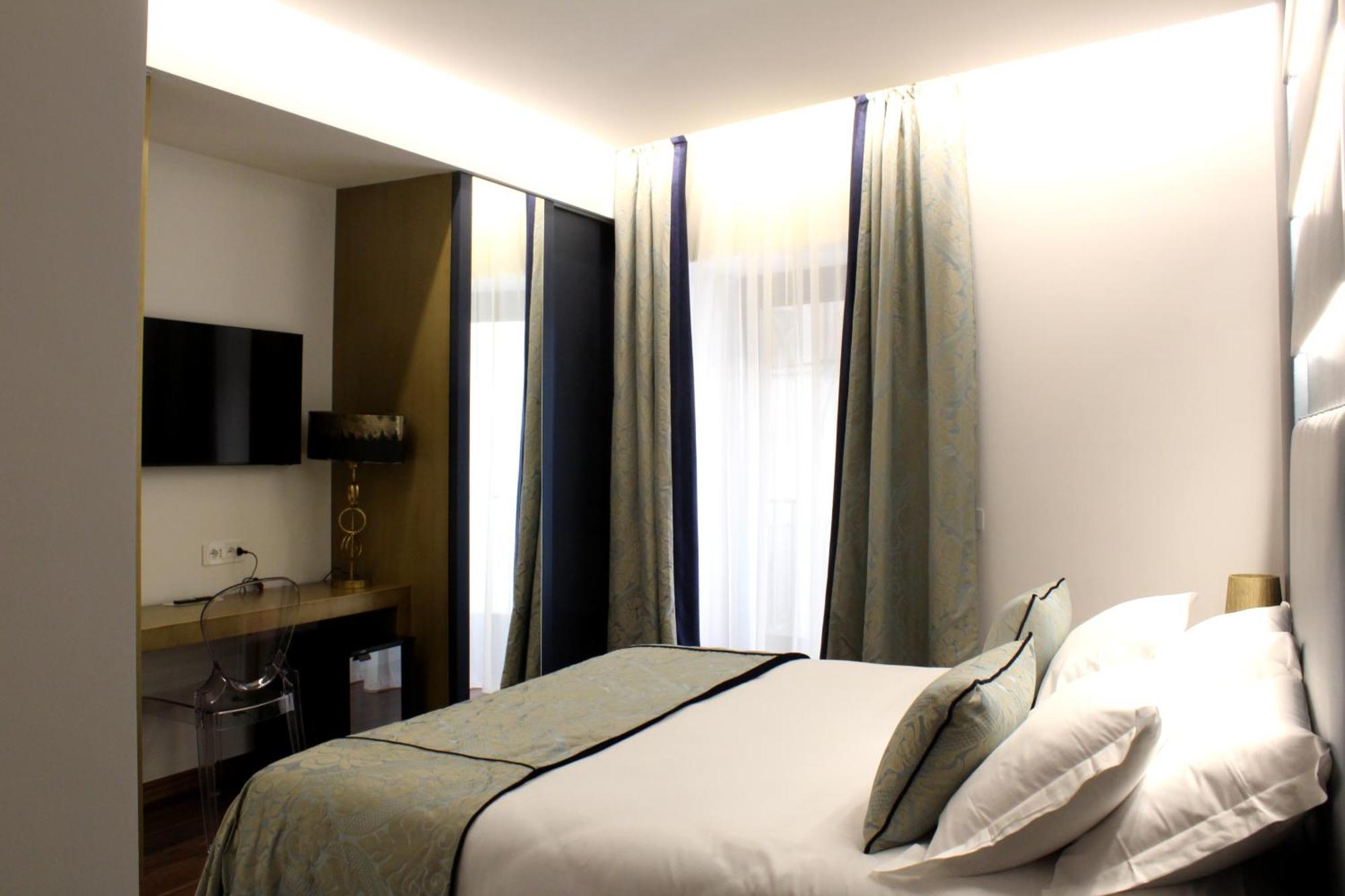Palazzo Cartari Hotel Palermo Bilik gambar