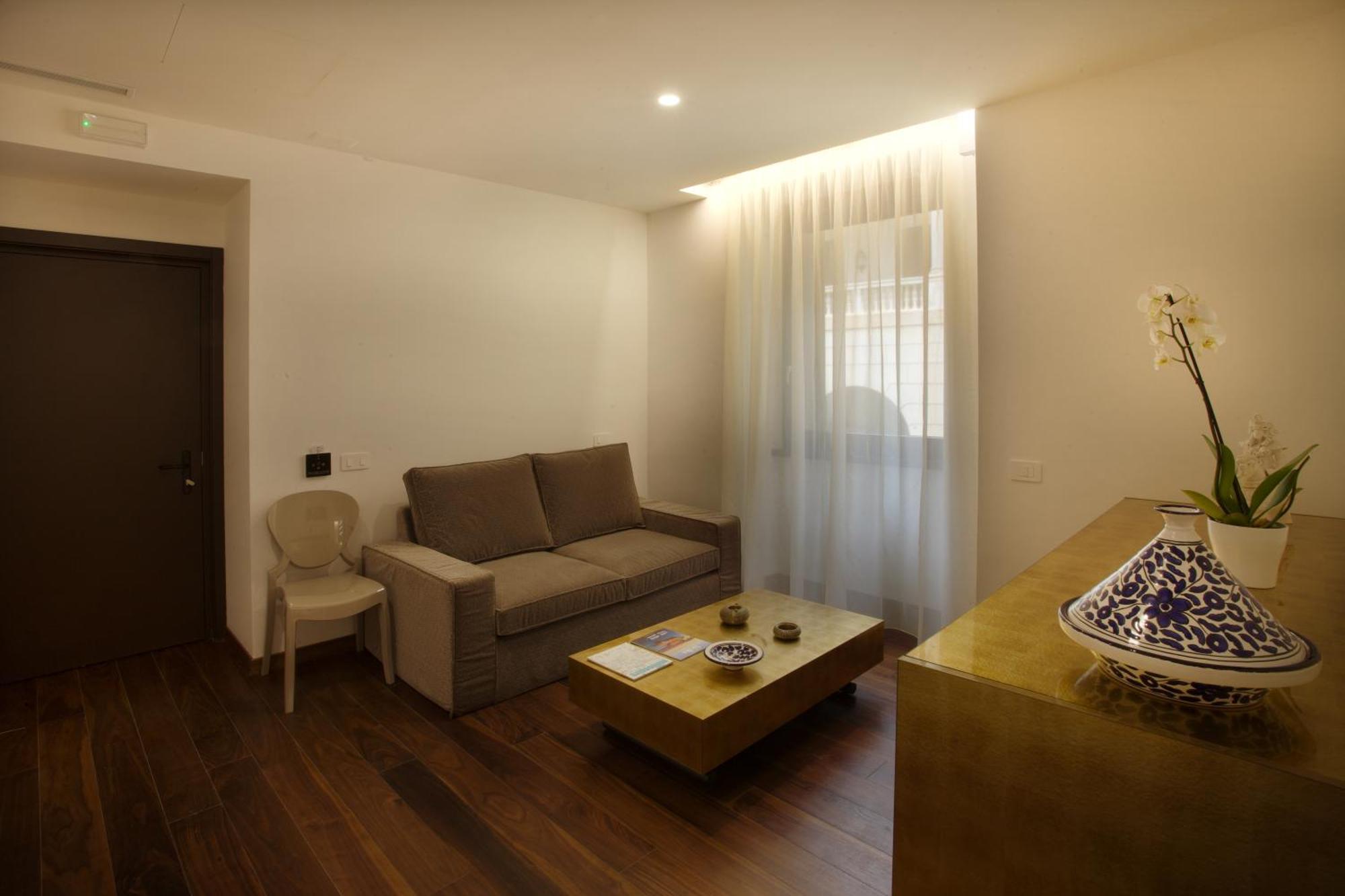 Palazzo Cartari Hotel Palermo Bilik gambar